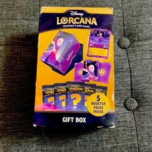 Disney Lorcana Frozen Fun Box with Purple and Gold